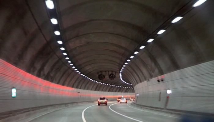 东莞马石山LED隧道灯照明工程